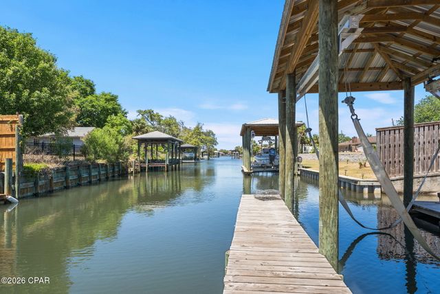 4423 Northshore Road, Lynn Haven, FL 32444