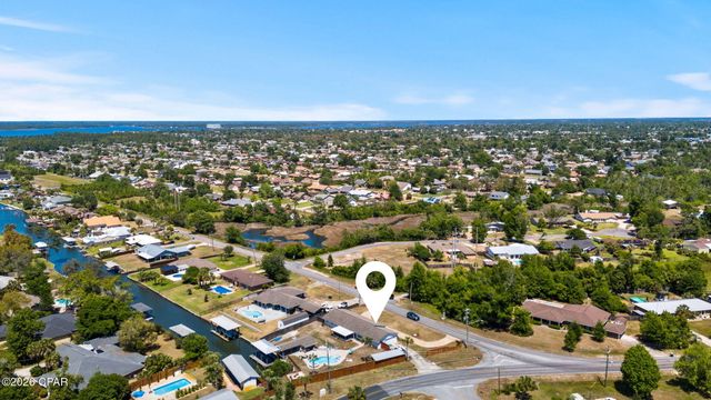 4423 Northshore Road, Lynn Haven, FL 32444
