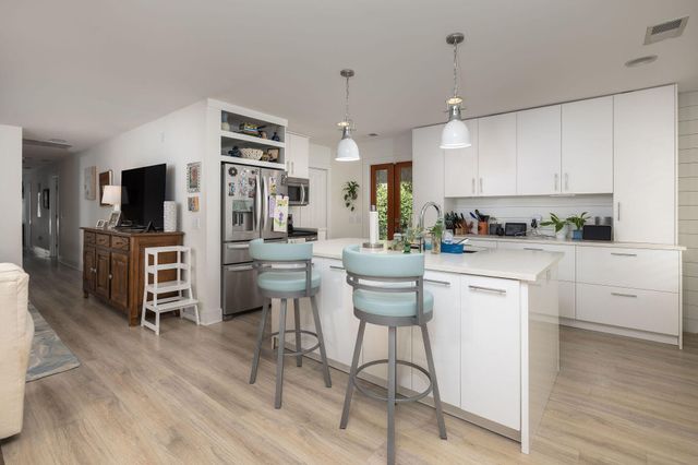 708 Kent Street, Mount Pleasant, SC 29464