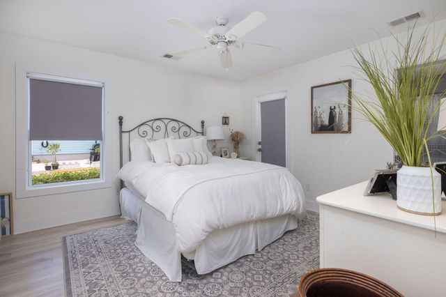 708 Kent Street, Mount Pleasant, SC 29464