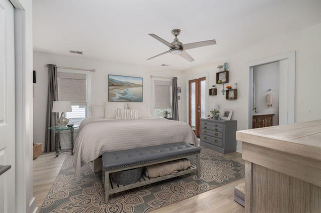 708 Kent Street, Mount Pleasant, SC 29464