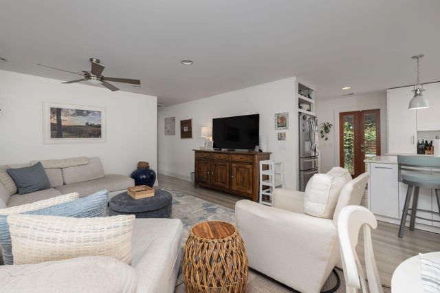 708 Kent Street, Mount Pleasant, SC 29464