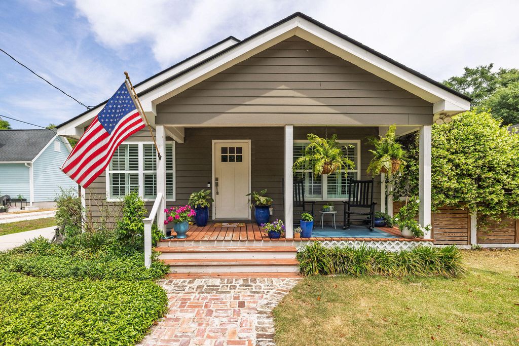 708 Kent Street, Mount Pleasant, SC 29464