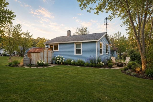 309 S 11th Street, New Buffalo, MI 49117