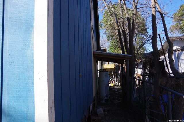 1211 Rivas, San Antonio, TX 78207