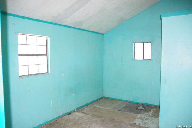 1211 Rivas, San Antonio, TX 78207