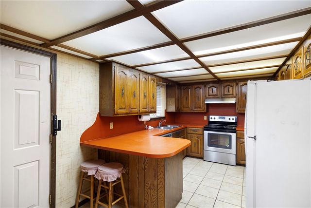 2500 E 8th Street, Danville, AR 72833