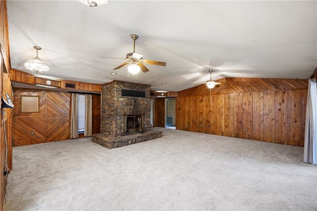 2500 E 8th Street, Danville, AR 72833