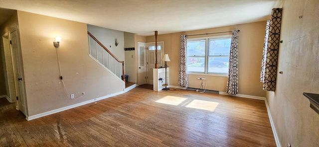 2726 84th STREET, Kenosha, WI 53143