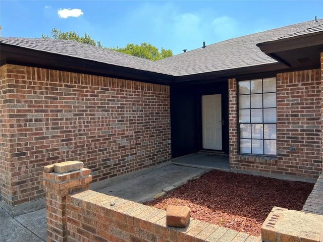 6417 Canyon Circle, Fort Worth, TX 76133