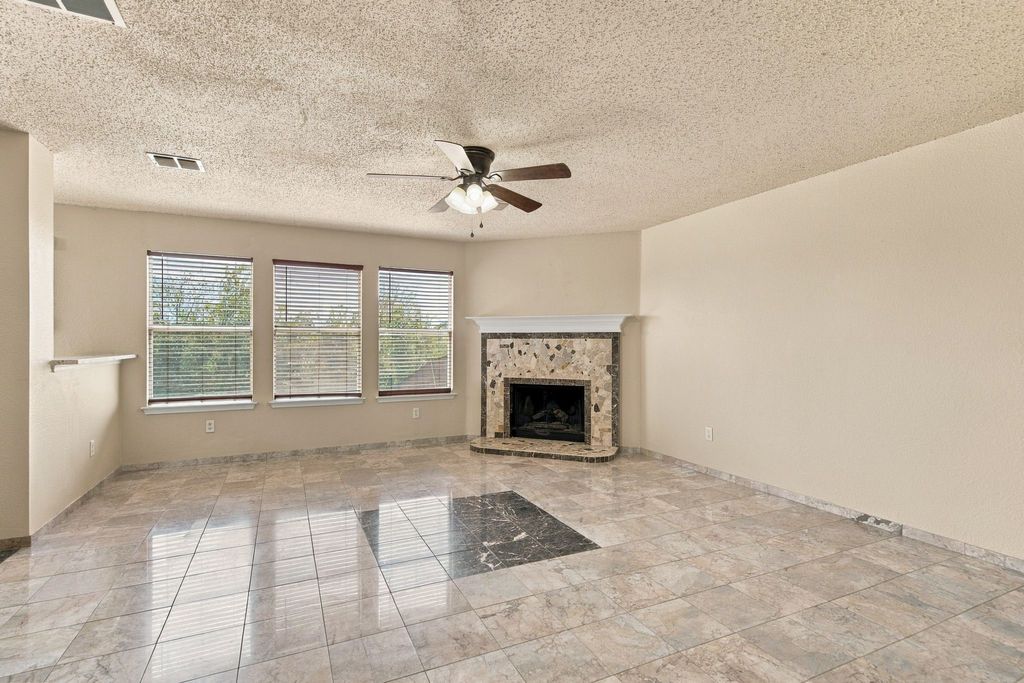1409 Ridgecrest Drive, Little Elm, TX 75068 — photo 5