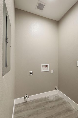 9879 Twin Creeks Ave, Stockton, CA 95219