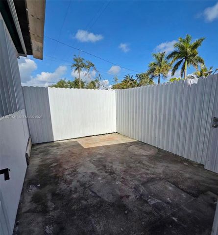 11941 SW 175th St, Miami, FL 33177