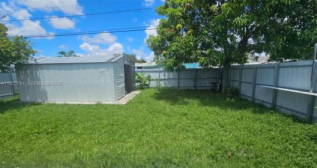 11941 SW 175th St, Miami, FL 33177