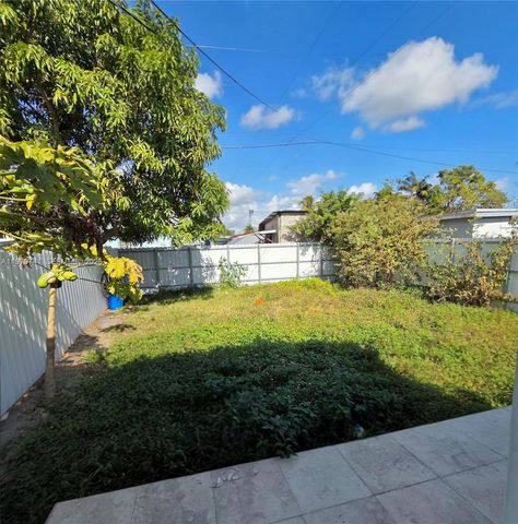 11941 SW 175th St, Miami, FL 33177