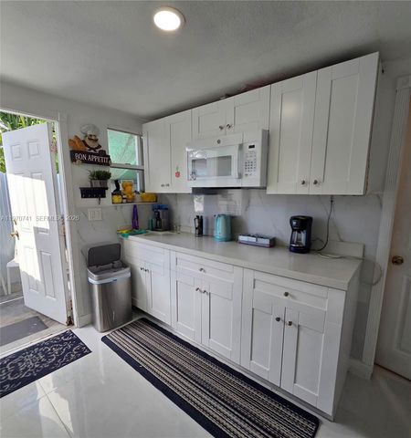 11941 SW 175th St, Miami, FL 33177