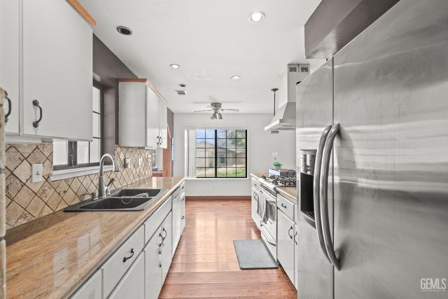 18260 Alps Drive, Tehachapi, CA 93561
