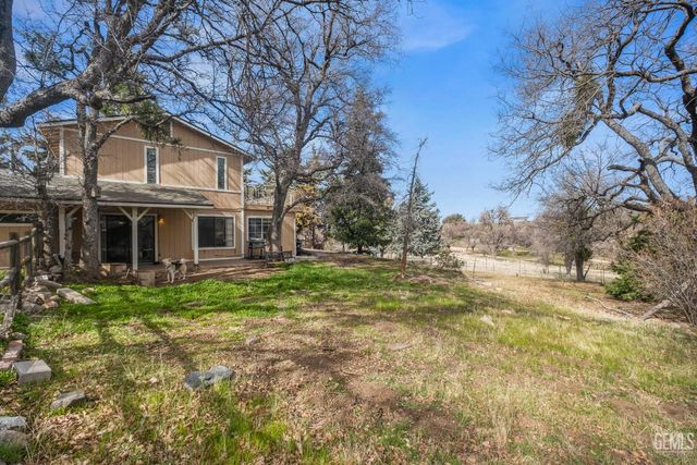 18260 Alps Drive, Tehachapi, CA 93561