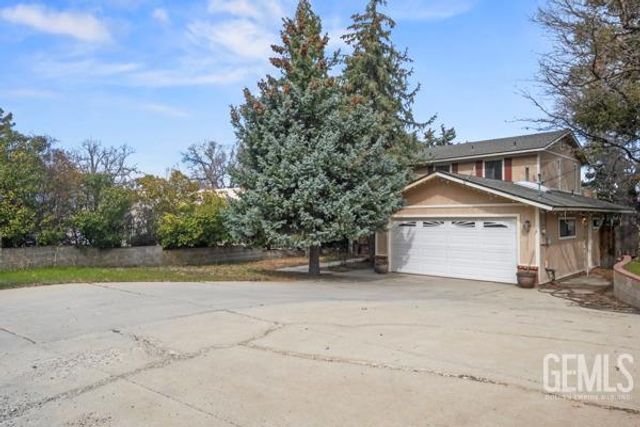 18260 Alps Drive, Tehachapi, CA 93561