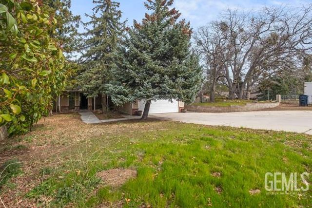 18260 Alps Drive, Tehachapi, CA 93561