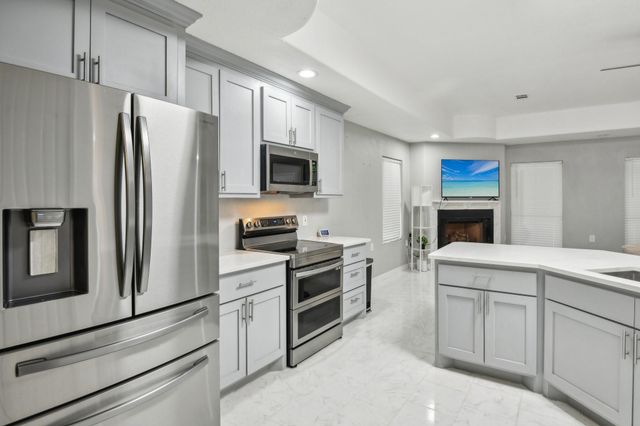 298 County Road 3545, Cleveland, TX 77327