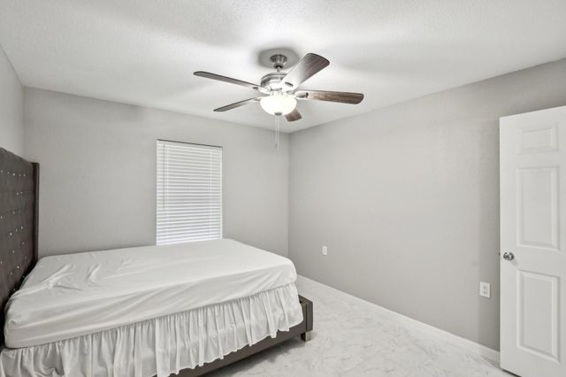 298 County Road 3545, Cleveland, TX 77327