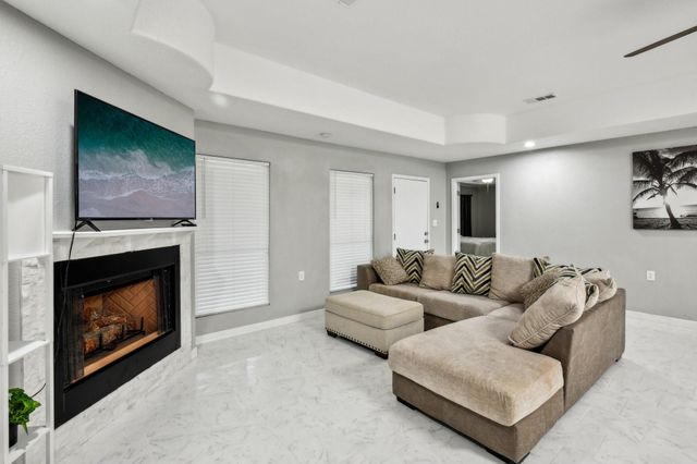 298 County Road 3545, Cleveland, TX 77327