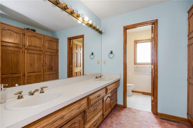 15628 238th Street, Tonganoxie, KS 66086