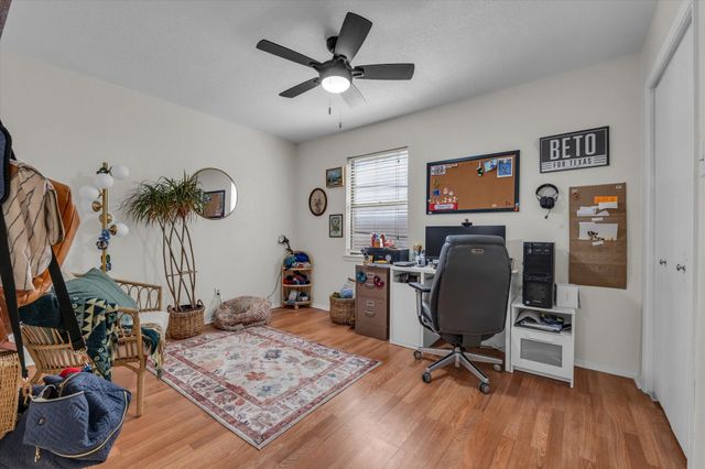 1421 S 12th Street 103, Waco, TX 76706