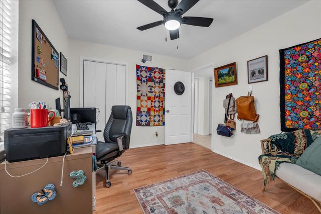 1421 S 12th Street 103, Waco, TX 76706