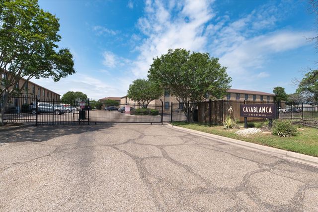 1421 S 12th Street 103, Waco, TX 76706