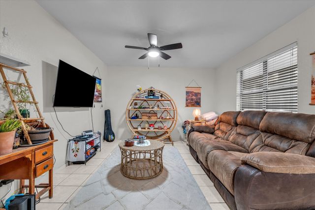 1421 S 12th Street 103, Waco, TX 76706