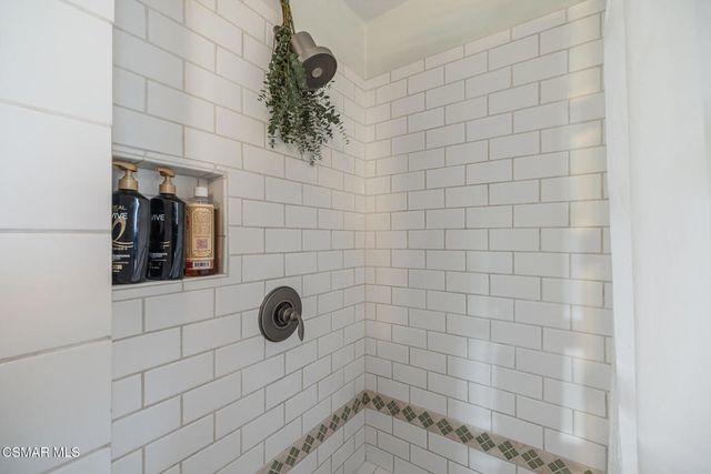 2636 Easy Avenue, Long Beach, CA 90810