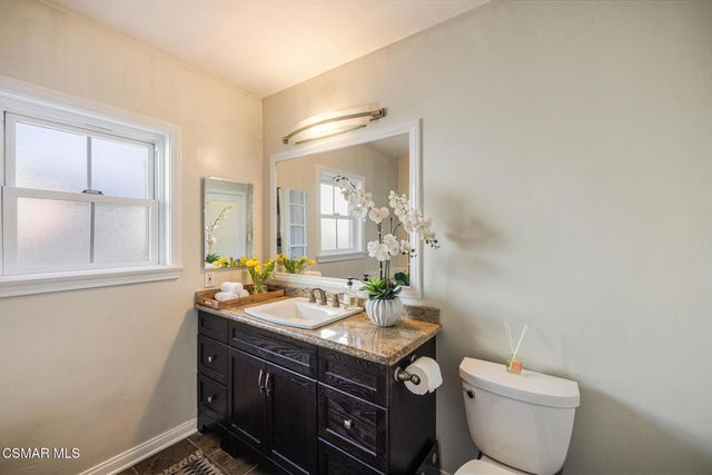 2636 Easy Avenue, Long Beach, CA 90810