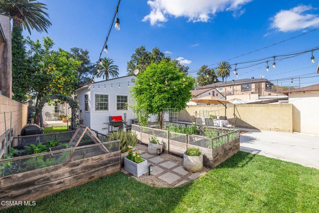 2636 Easy Avenue, Long Beach, CA 90810