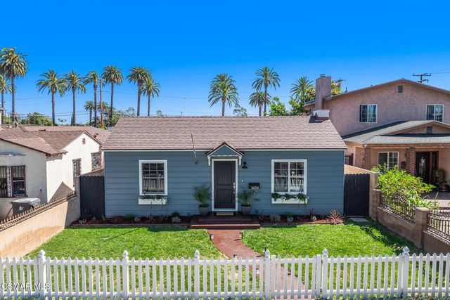 2636 Easy Avenue, Long Beach, CA 90810