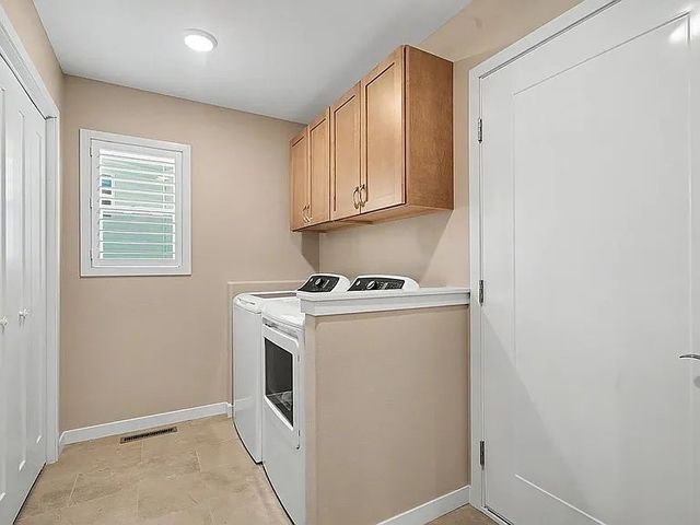 3027 Teton St Sw Street SW, Cedar Rapids, IA 52404