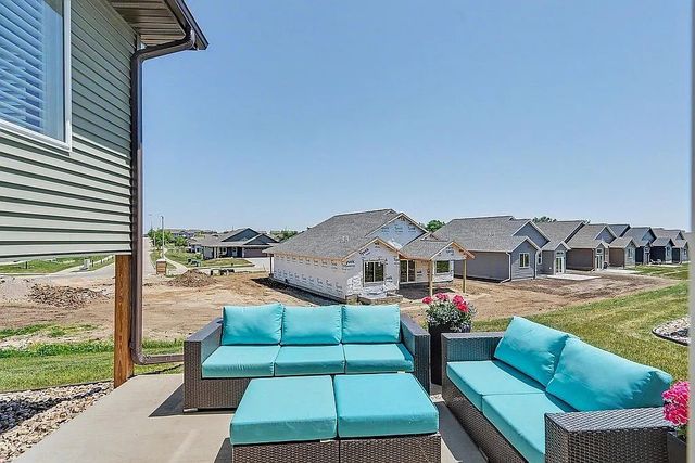 3027 Teton St Sw Street SW, Cedar Rapids, IA 52404