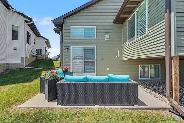 3027 Teton St Sw Street SW, Cedar Rapids, IA 52404
