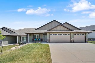 3027 Teton St Sw Street SW, Cedar Rapids, IA 52404