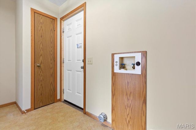 27111 State Hwy U, Warrenton, MO 63383