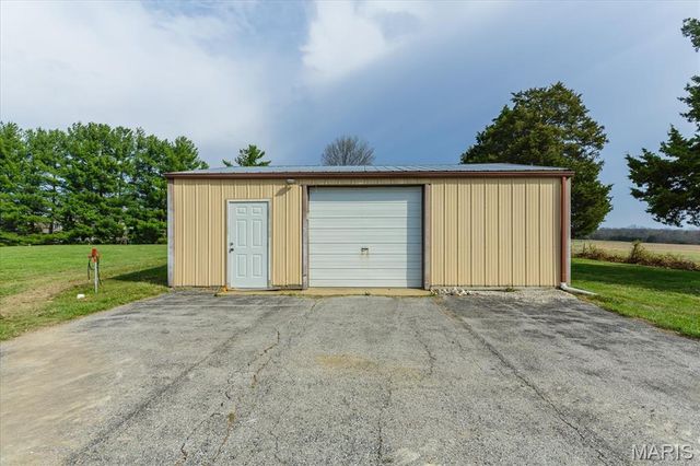 27111 State Hwy U, Warrenton, MO 63383