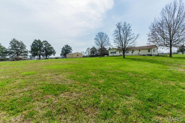 27111 State Hwy U, Warrenton, MO 63383