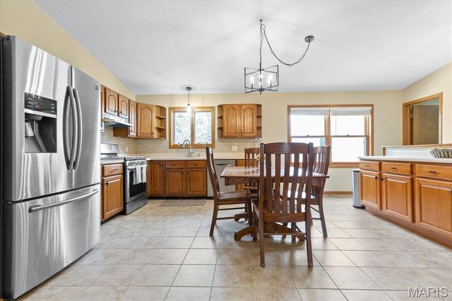 27111 State Hwy U, Warrenton, MO 63383