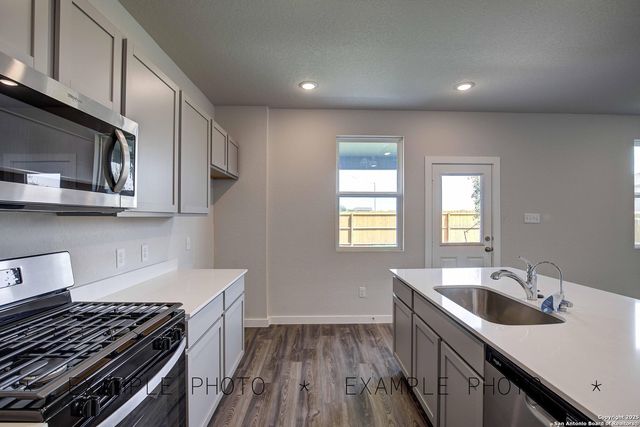 6534 Bufflehead Bend, Leon Valley, TX 78240