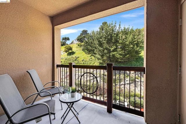 2220 Gellert Blvd 4303, South San Francisco, CA 94080