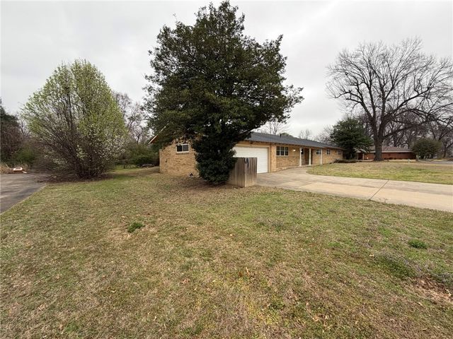 1510 Circle Drive, Springdale, AR 72764