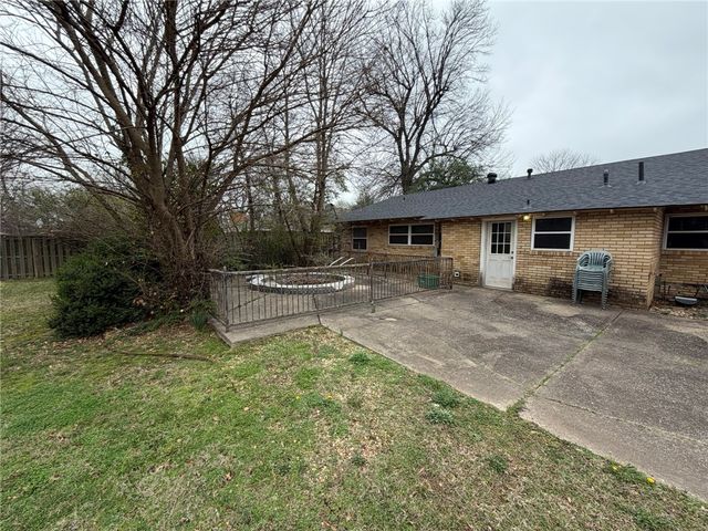 1510 Circle Drive, Springdale, AR 72764