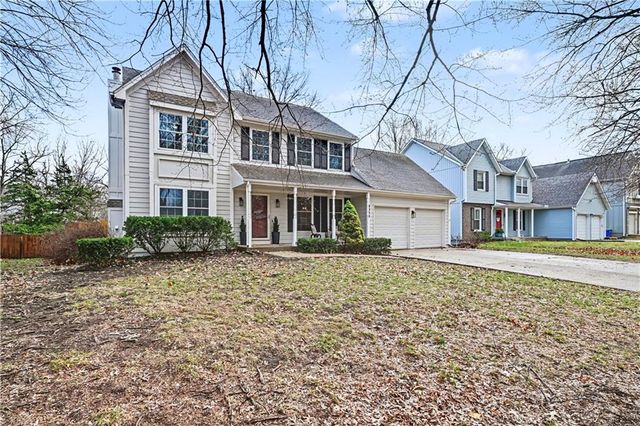 8033 Hall Street, Lenexa, KS 66219