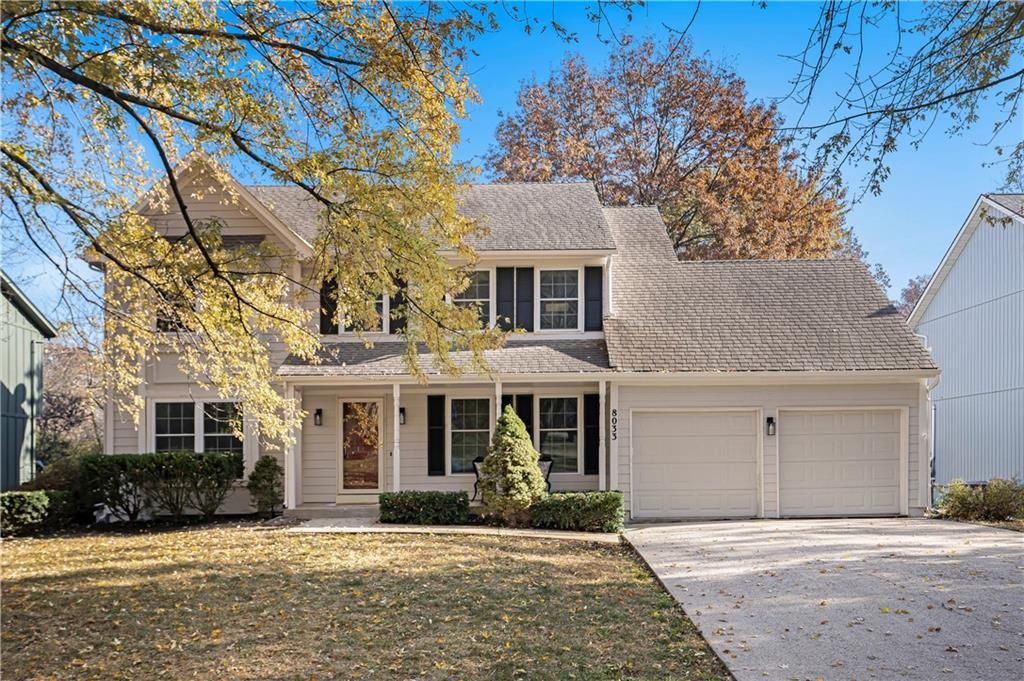 8033 Hall Street, Lenexa, KS 66219